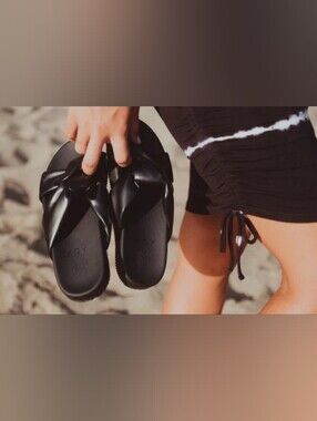 Koy & Malvados Icon Collab Size 10 Slide Sandal